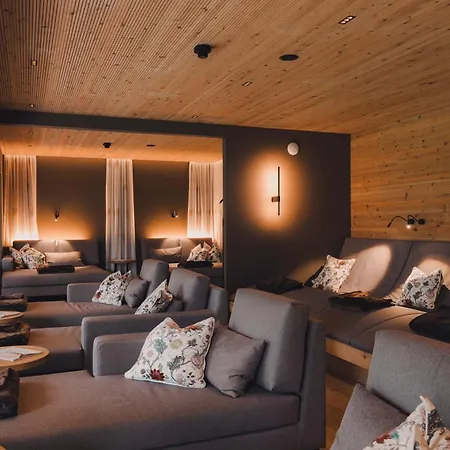 Lindenhof Отель 4*