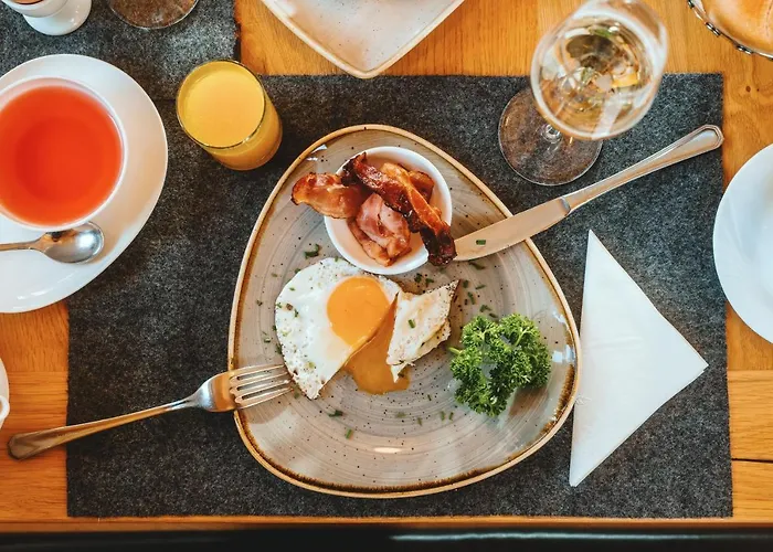 Lindenhof Отель