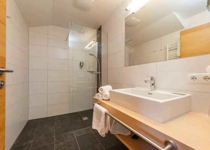 Lindenhof 호텔 람자우 암 다흐스타인