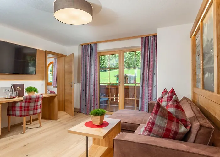 فندق Lindenhof 4*